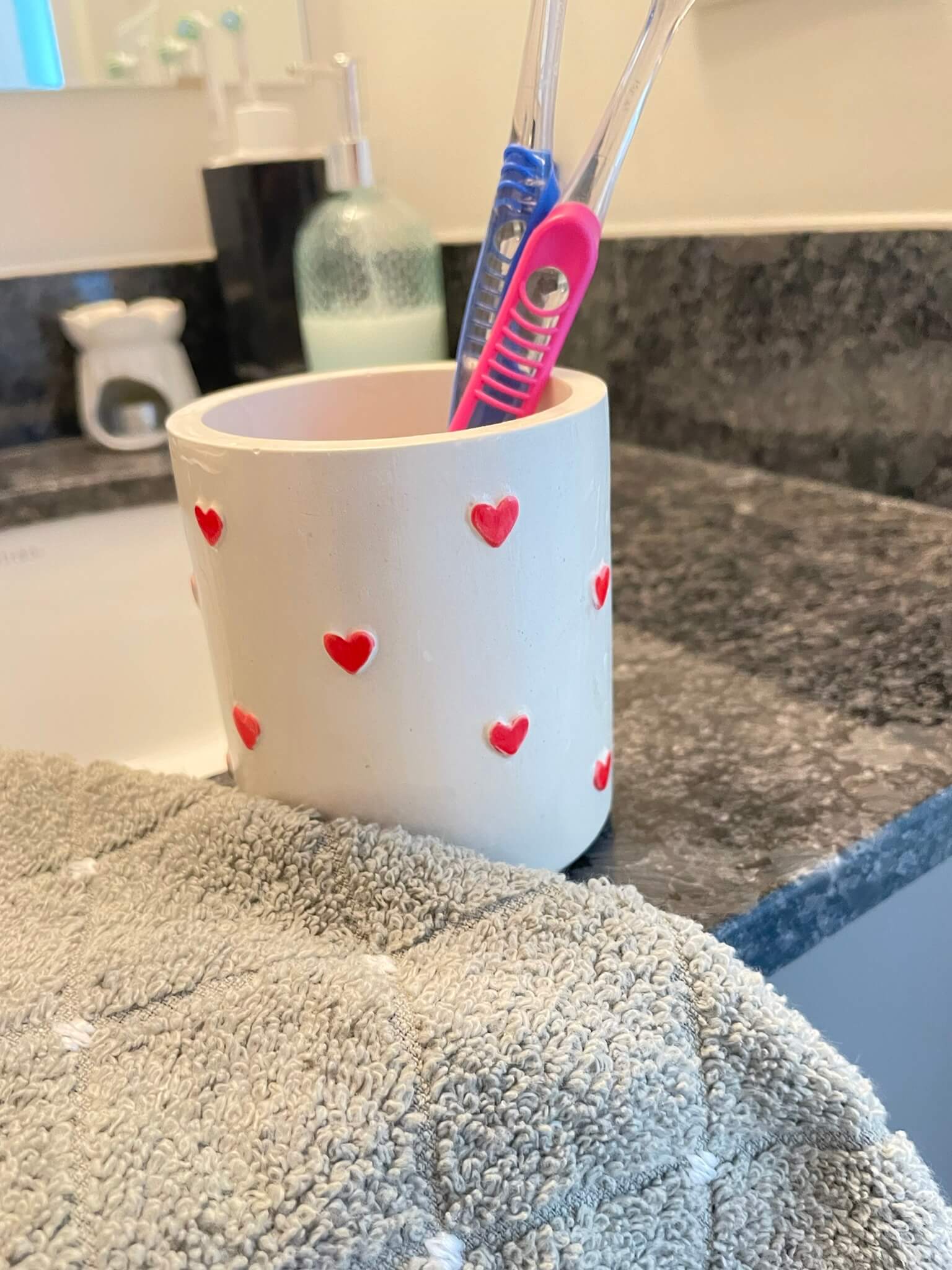 Decorative Heart Holder